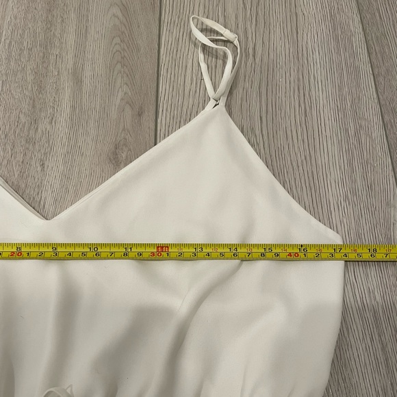 Babaton Tank Blouse - Picture 4 of 9